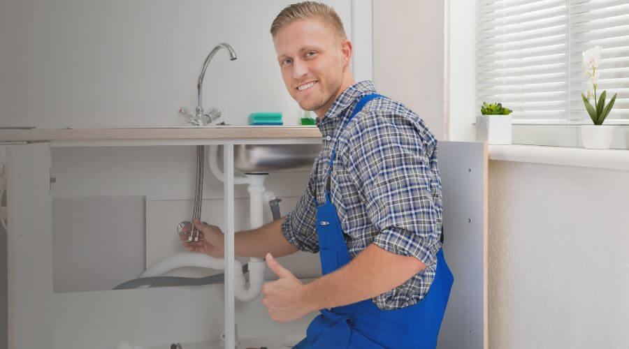 Expert burst pipe repair services in Lake Arthur, NM